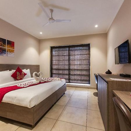 Rosastays Gurugram Golf Course Gurgaon Buitenkant foto
