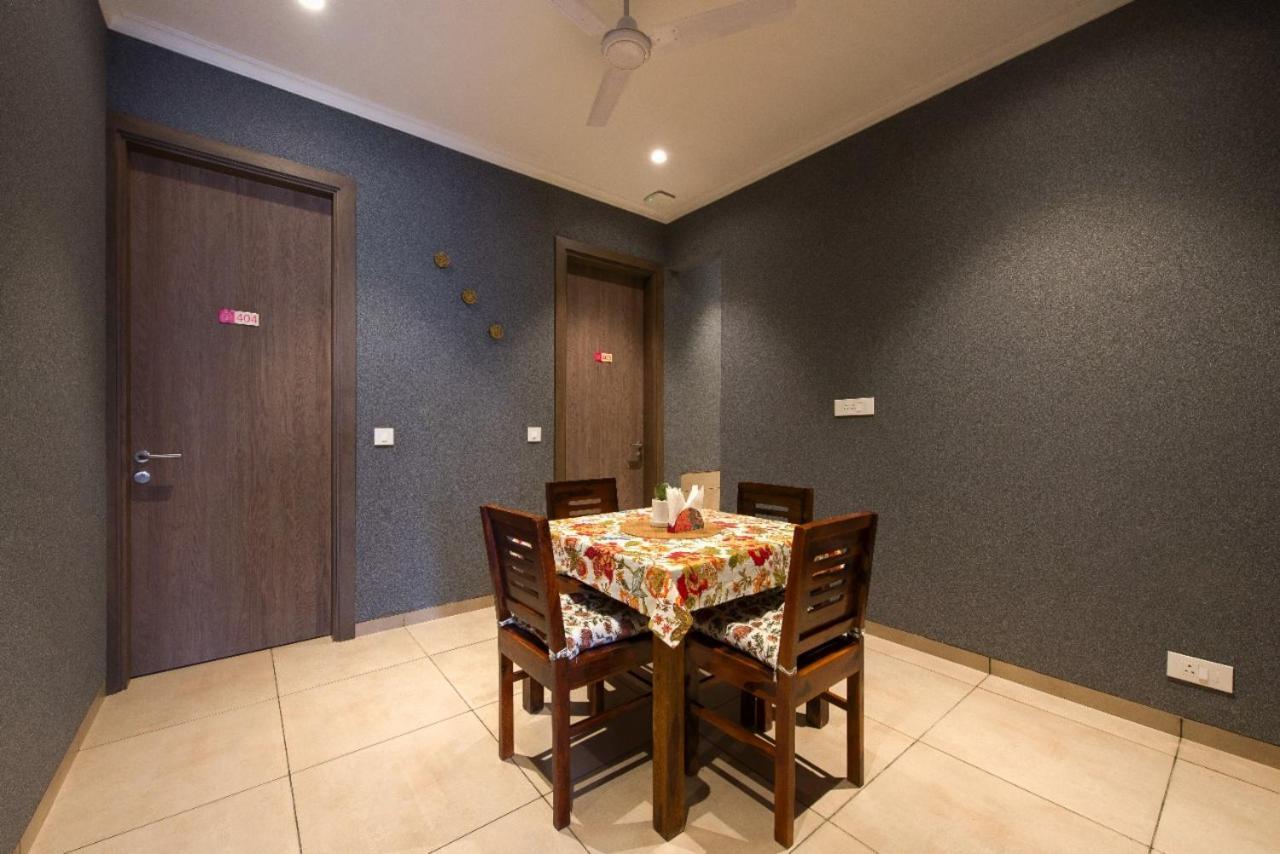 Rosastays Gurugram Golf Course Gurgaon Buitenkant foto
